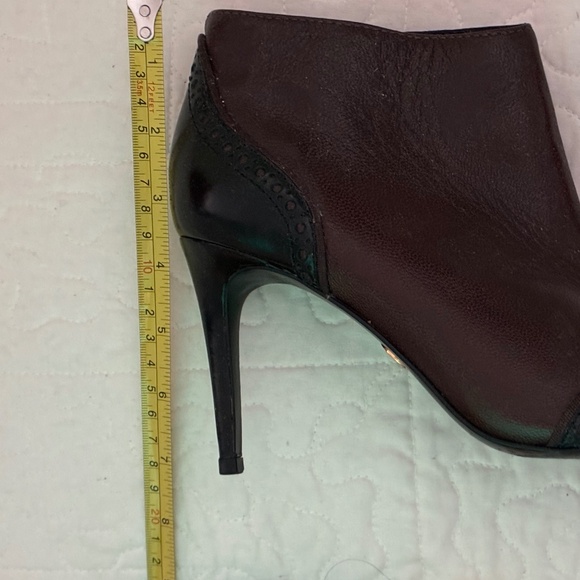 Tory Burch Noell Bootie. - Picture 11 of 12